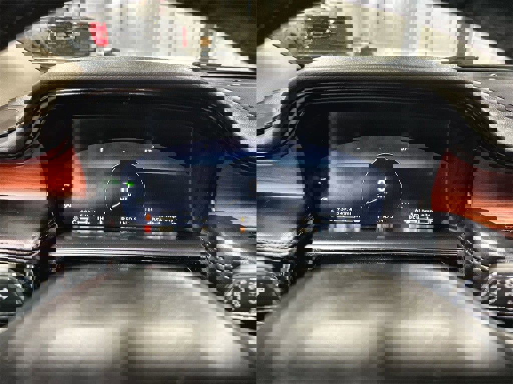 Used 2021 Lincoln Nautilus Reserve image 16