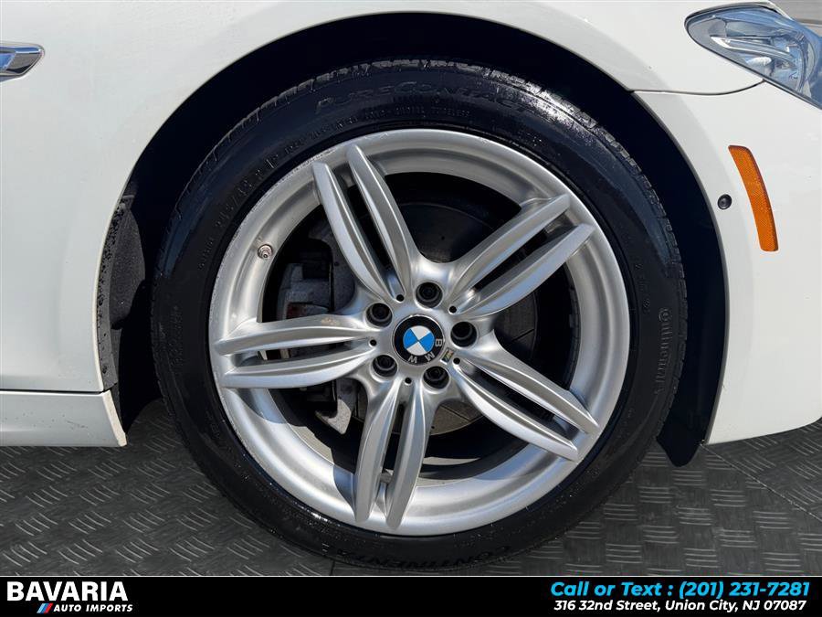 Used 2016 BMW 550i xDrive Sedan AWD/4WD image 9