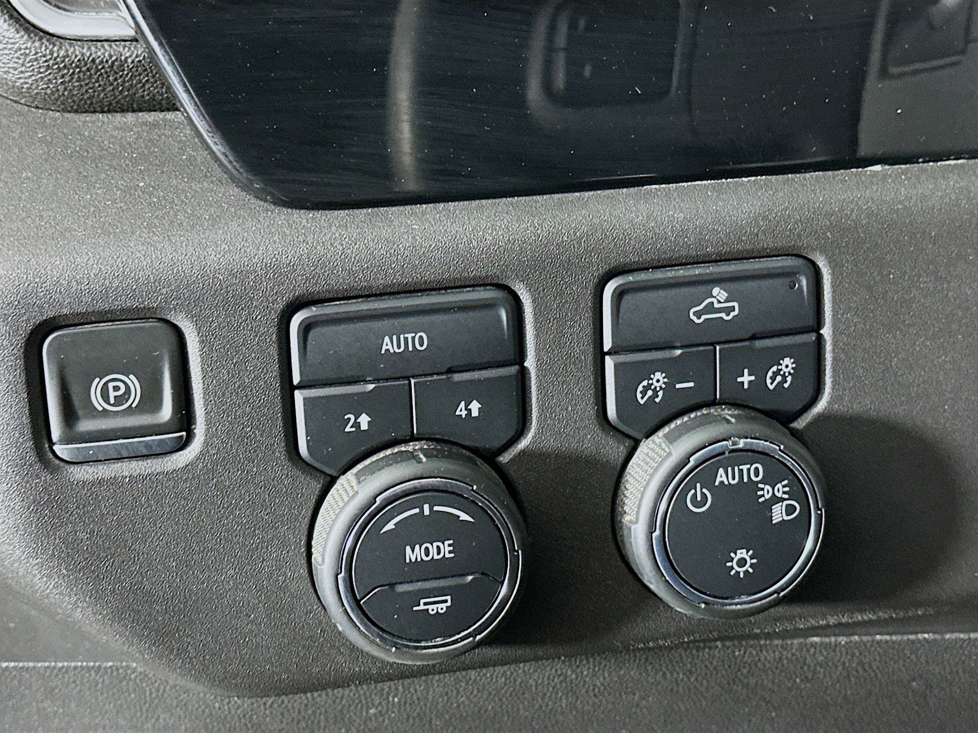 Used 2023 Chevrolet Silverado 1500 LT image 16