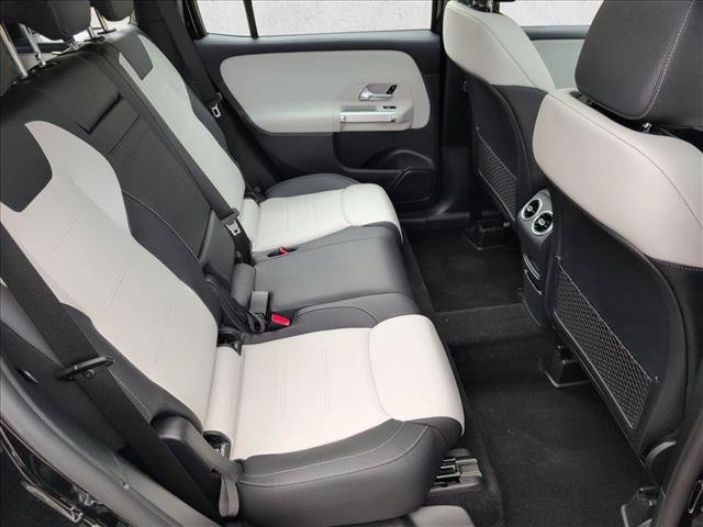 Certified 2022 Mercedes-Benz GLB 35 AMG 4MATIC image 23