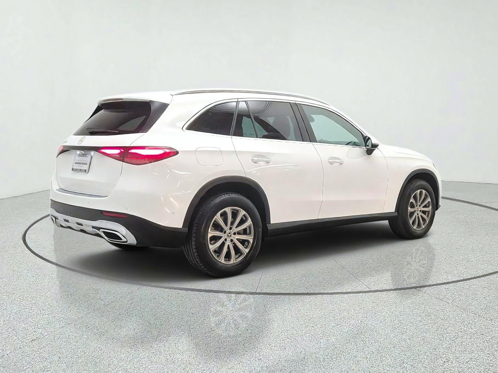Certified 2026 Mercedes-Benz GLC 300 image 5