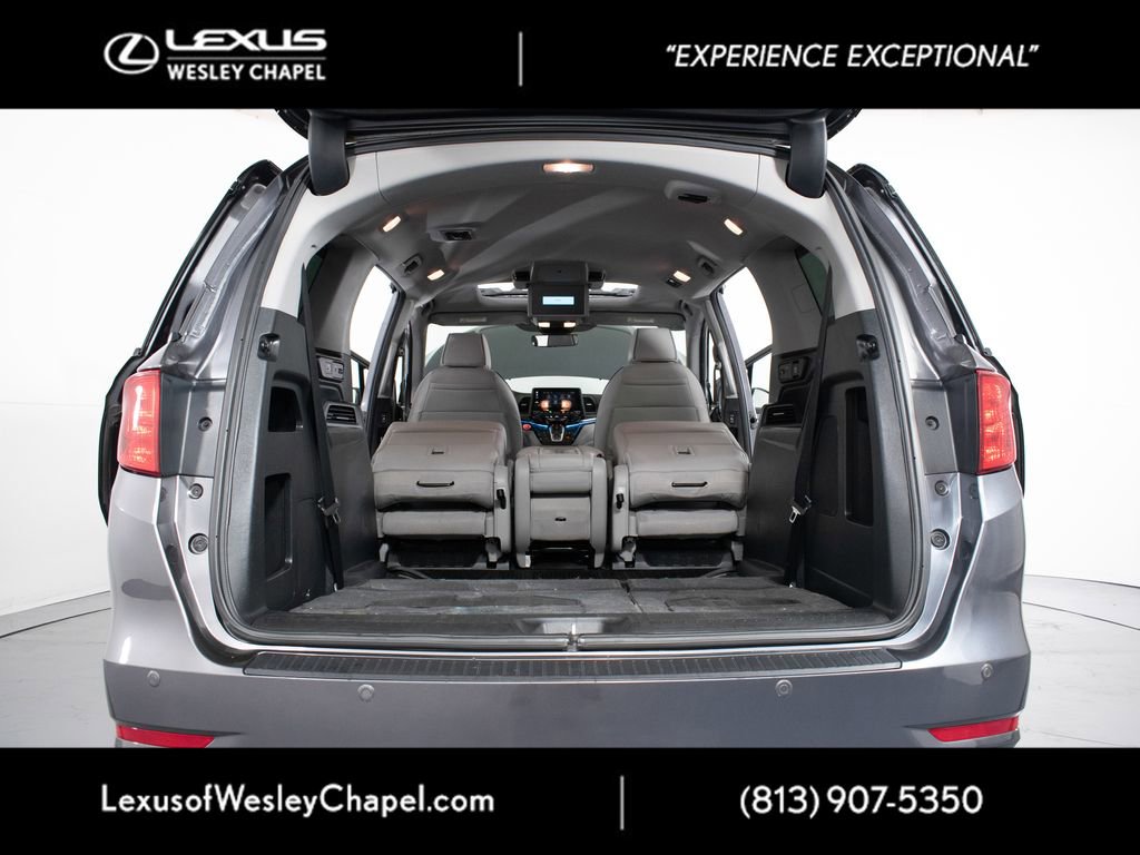 Used 2023 Honda Odyssey Elite image 17