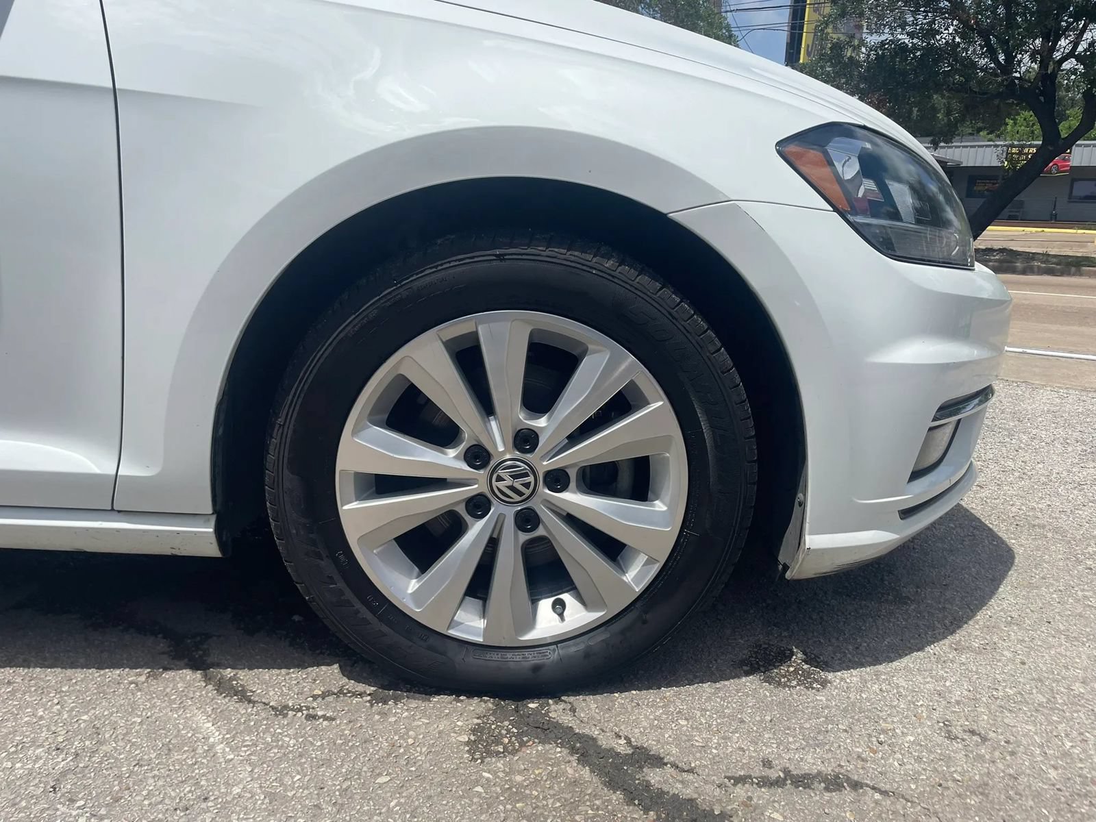 Used 2018 Volkswagen Golf SE FWD image 33