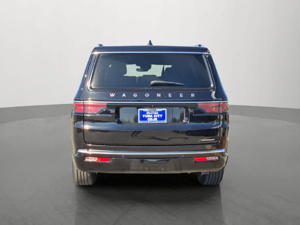 Used 2024 Jeep Wagoneer Series II AWD/4WD image 5