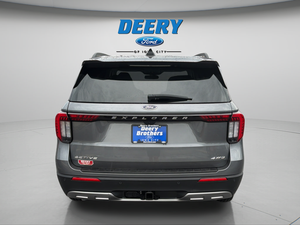 Used 2025 Ford Explorer Active w/ Active Comfort Package AWD/4WD image 8