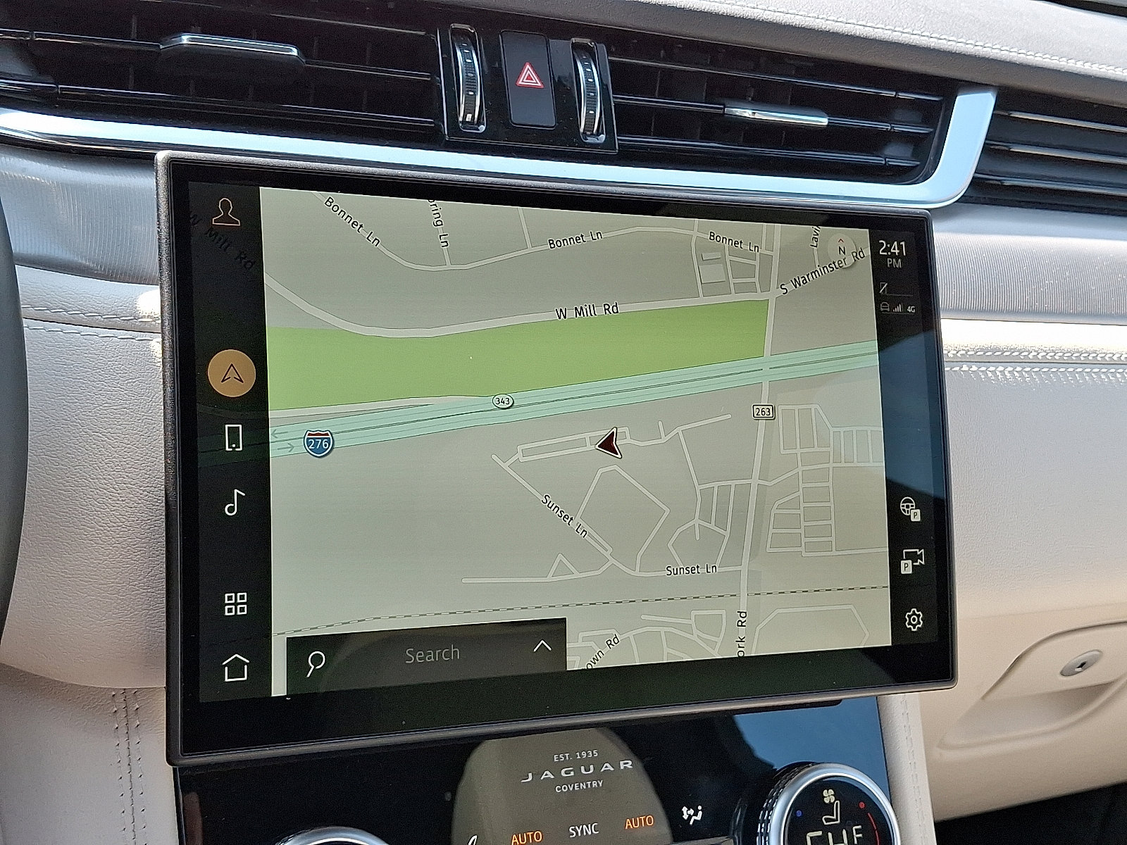 Used 2026 Jaguar F-PACE R-Dynamic S image 17