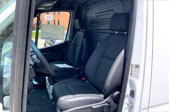 New 2026 Mercedes-Benz Sprinter 2500 image 25