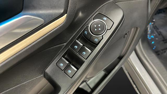 Used 2021 Ford Escape Titanium w/ Titanium Elite Package image 22