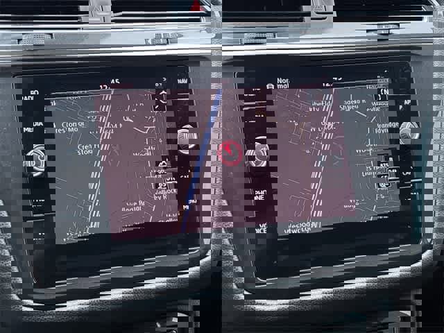 Used 2019 Volkswagen Tiguan SEL Premium image 31