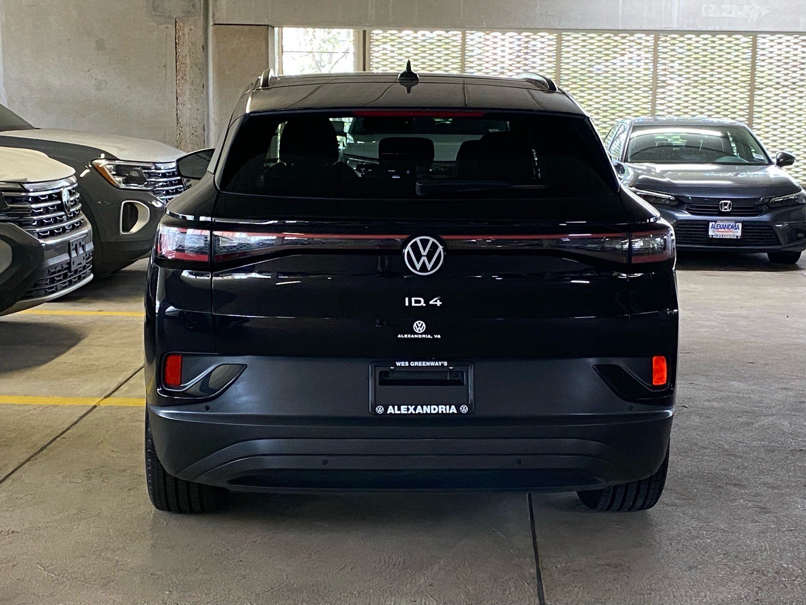 Certified 2023 Volkswagen ID.4 Pro S Plus AWD/4WD image 4