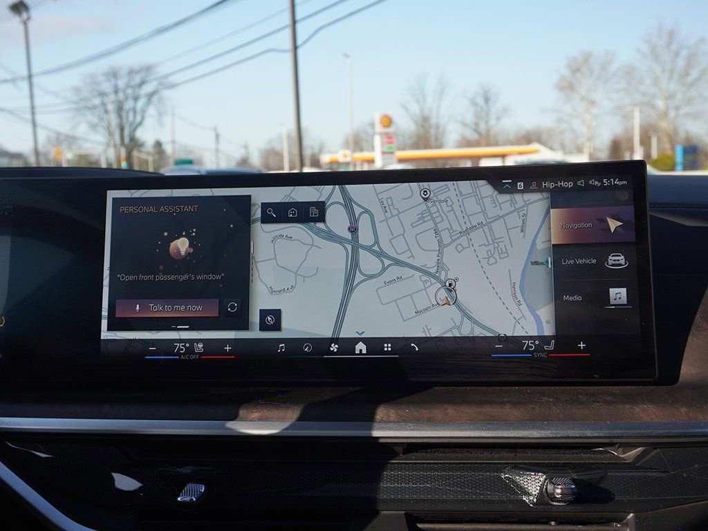 Used 2025 BMW X7 xDrive40i w/ Premium Package image 47