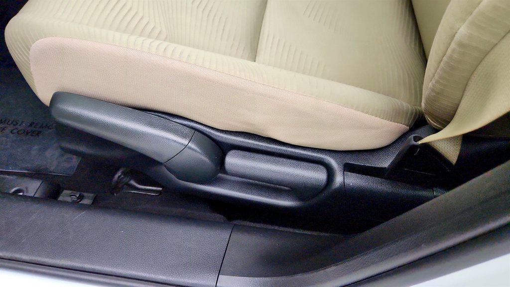 Used 2017 Honda Accord LX image 11