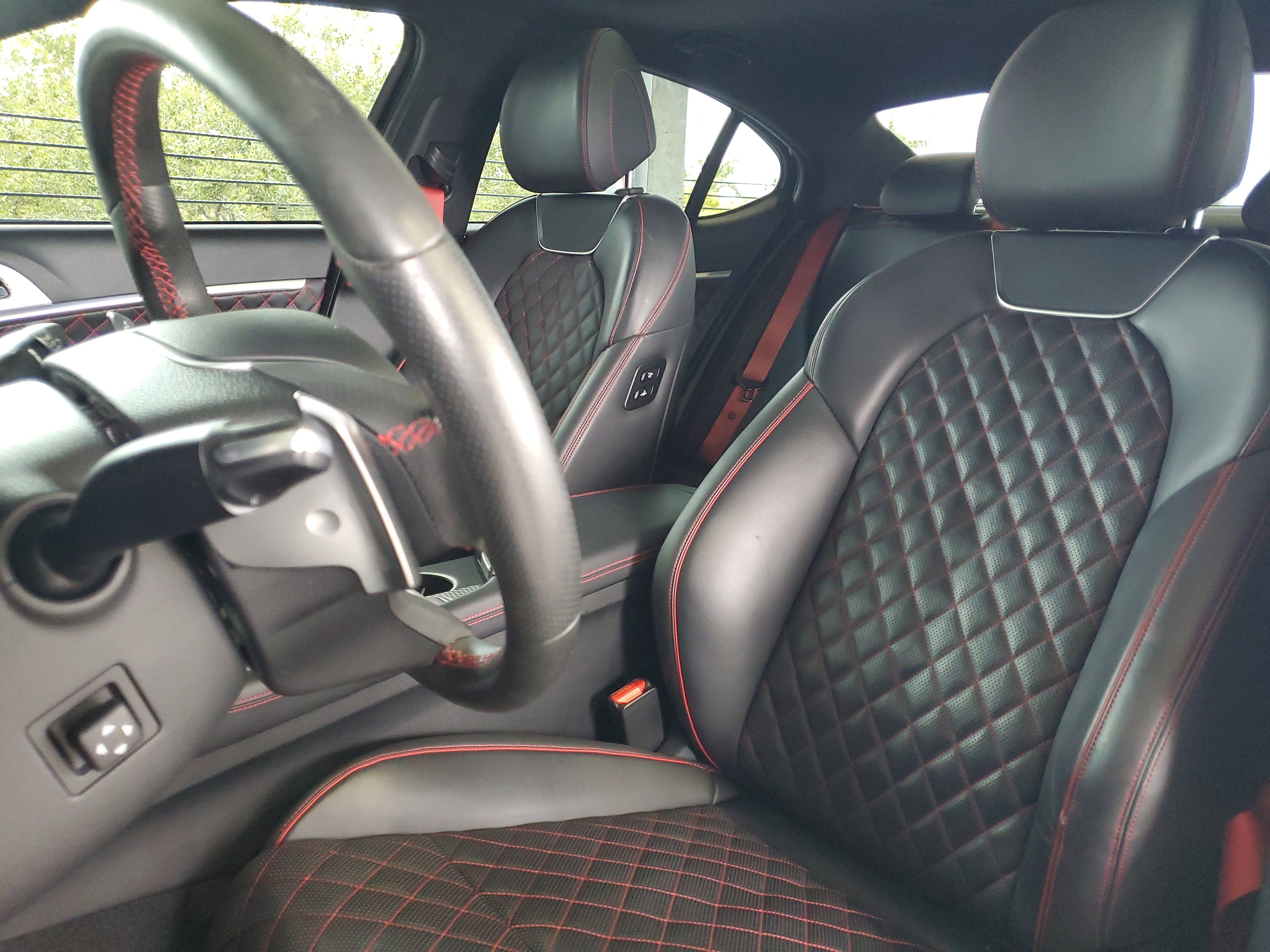 Used 2023 Genesis G70 3.3T w/ Sport Prestige Package AWD/4WD image 18