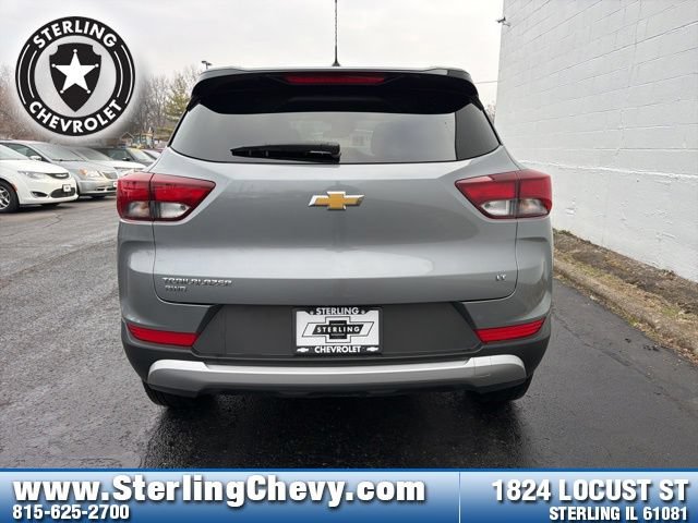 Used 2025 Chevrolet TrailBlazer LT AWD/4WD image 4