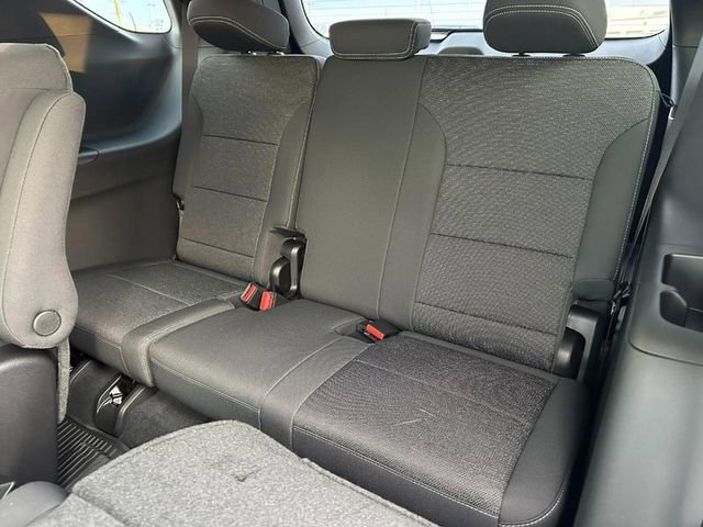New 2026 Chevrolet Traverse LT w/ LPO, Floor Liner Package image 4