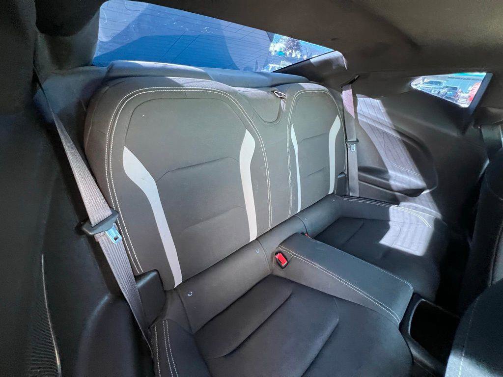 Used 2019 Chevrolet Camaro LT w/ RS Package image 26