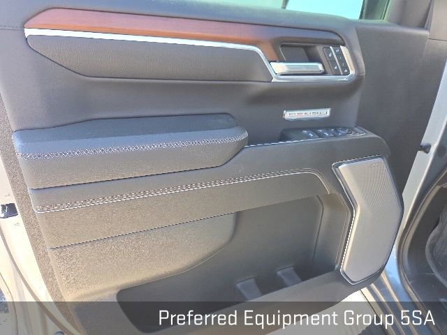Used 2024 GMC Sierra 1500 Denali AWD/4WD image 10