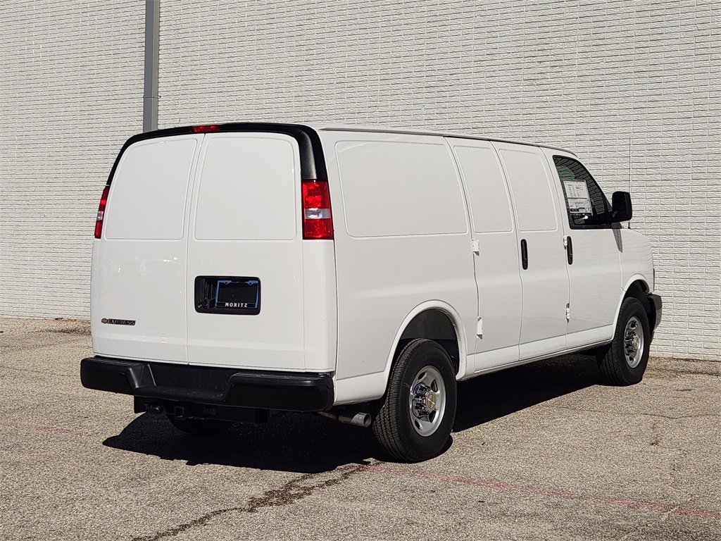 New 2025 Chevrolet Express 2500 w/ Driver Convenience Package image 4