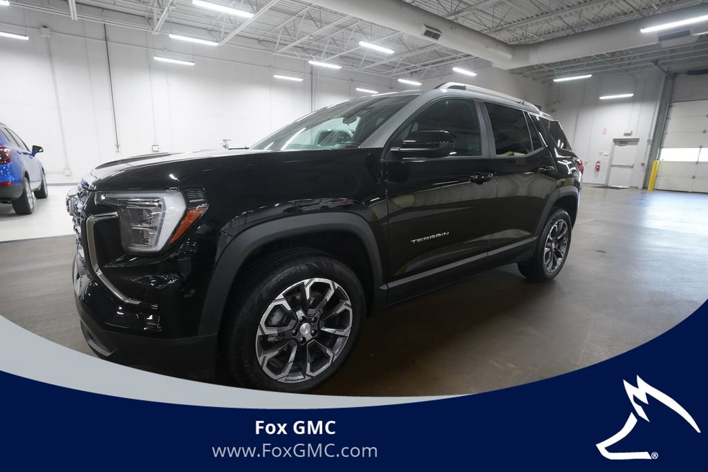 Used 2025 GMC Terrain Elevation w/ Elevation Premium Package AWD/4WD image 1