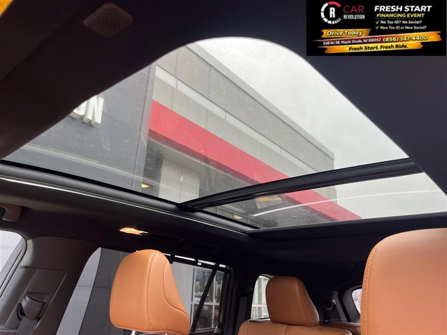 Used 2020 Toyota Highlander Platinum image 17