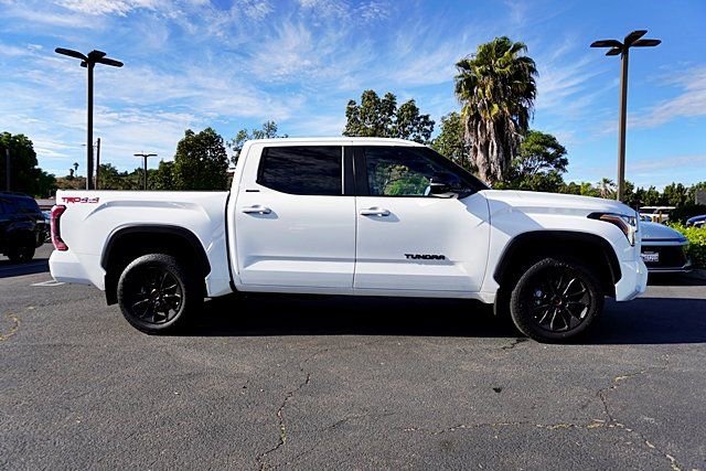 Used 2025 Toyota Tundra Limited w/ TRD Off-Road Package AWD/4WD image 7