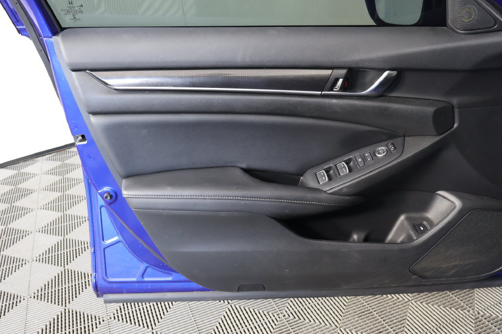 Used 2022 Honda Accord Sport image 13