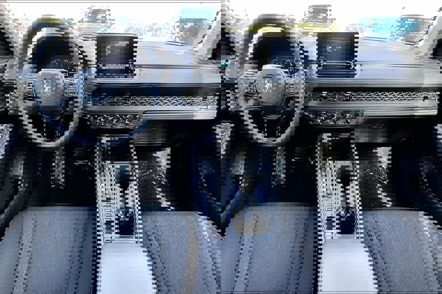 Certified 2023 Honda Accord EX image 15