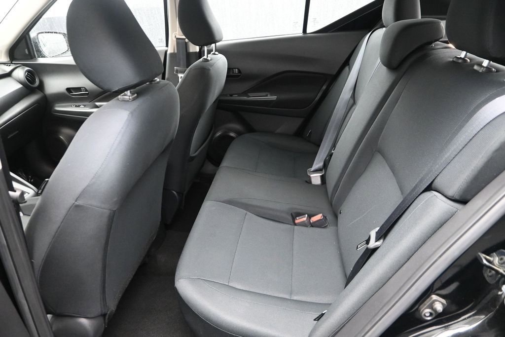 Used 2023 Nissan Kicks S FWD image 12