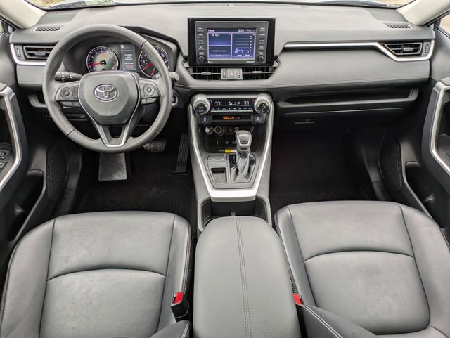 Used 2022 Toyota RAV4 XLE Premium FWD image 15