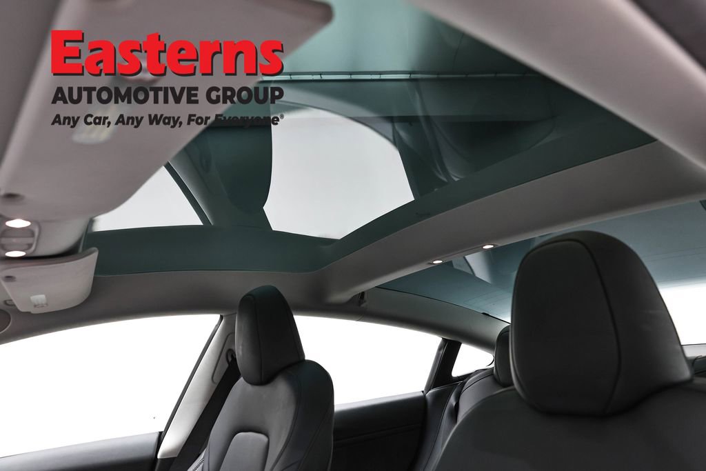 Used 2023 Tesla Model 3 Standard Range image 29