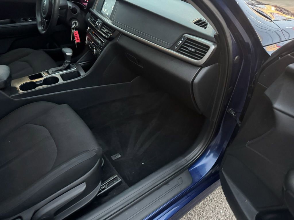 Used 2018 Kia Optima LX image 13