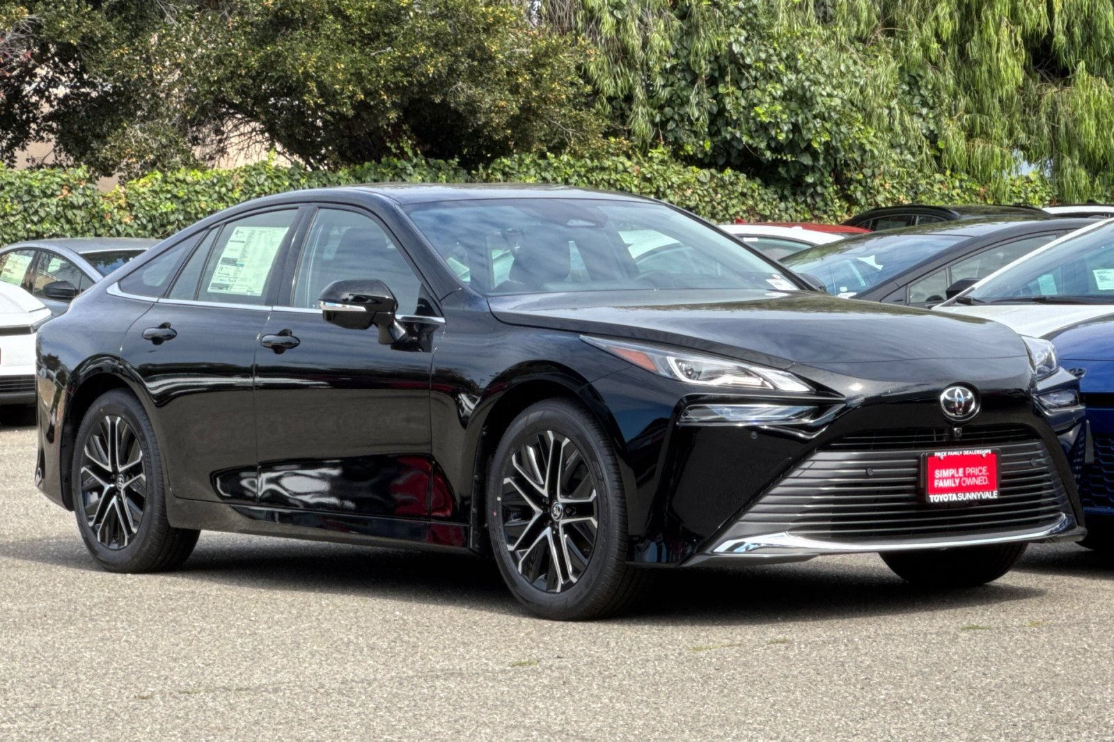 New 2026 Toyota Mirai RWD image 10