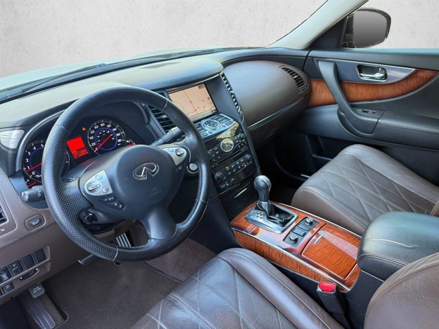Used 2011 INFINITI FX35 2WD w/ Premium Pkg image 10