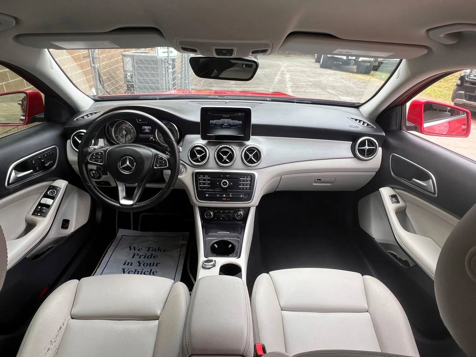Used 2016 Mercedes-Benz GLA 250 4MATIC image 30
