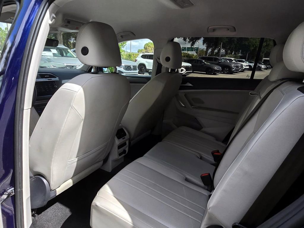 Used 2023 Volkswagen Tiguan SE FWD image 29