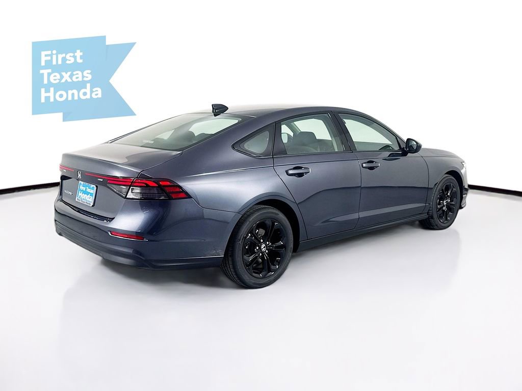 Certified 2025 Honda Accord SE image 7
