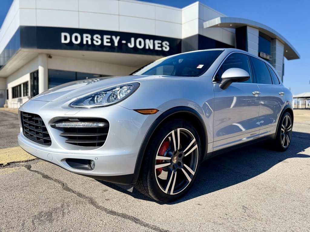 Used 2013 Porsche Cayenne Turbo image 1