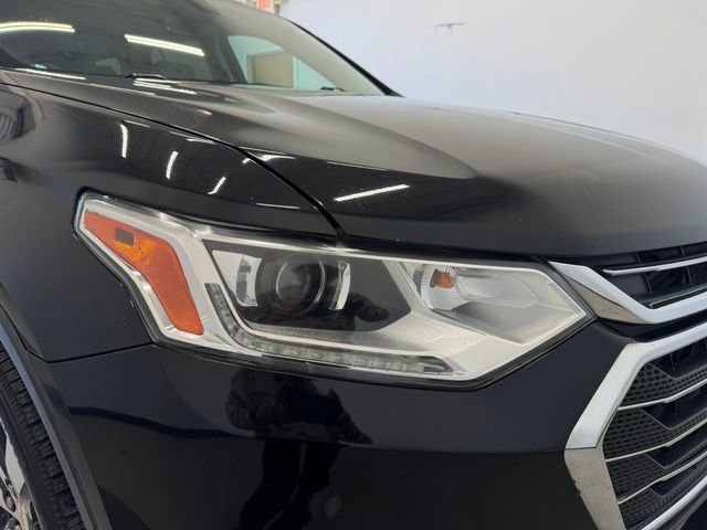 Used 2018 Chevrolet Traverse LT w/ LPO, 'HIT The Road' Package image 29