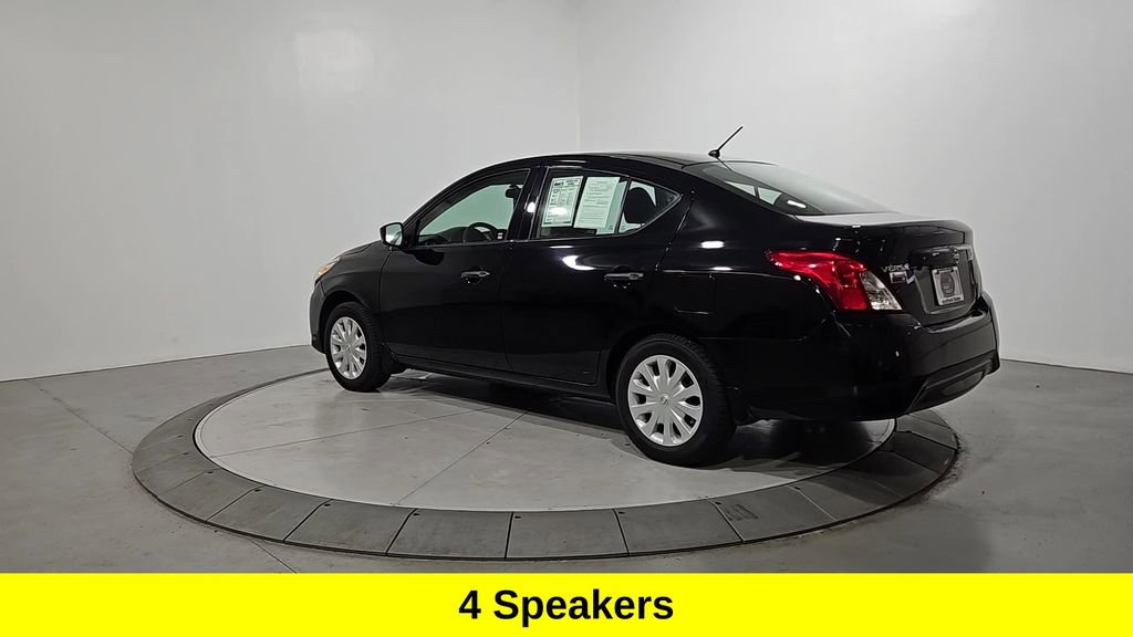 Used 2019 Nissan Versa S FWD image 3