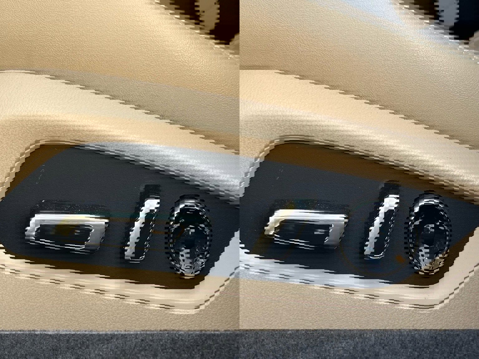 Used 2022 Acura TLX w/ Technology Package image 26