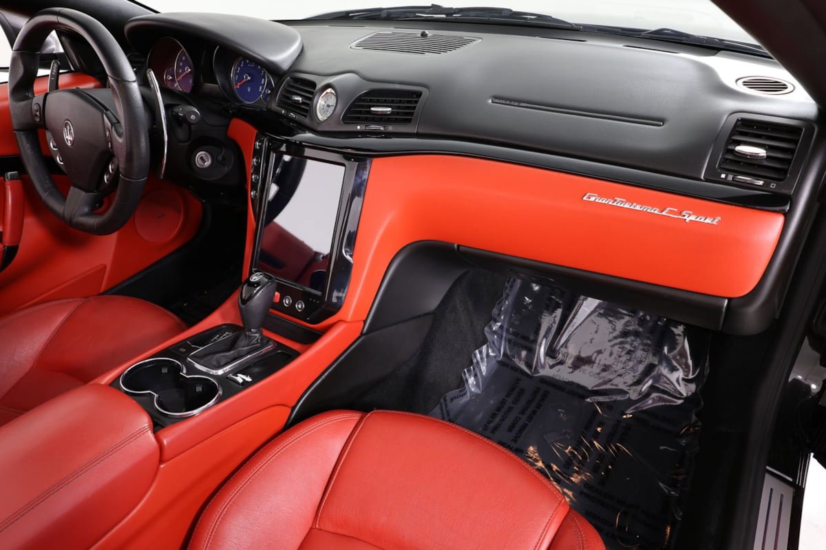 Used 2017 Maserati GranTurismo Convertible RWD image 26