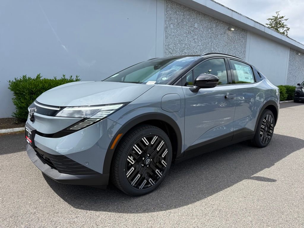 New 2026 Nissan Leaf Platinum+ FWD image 1