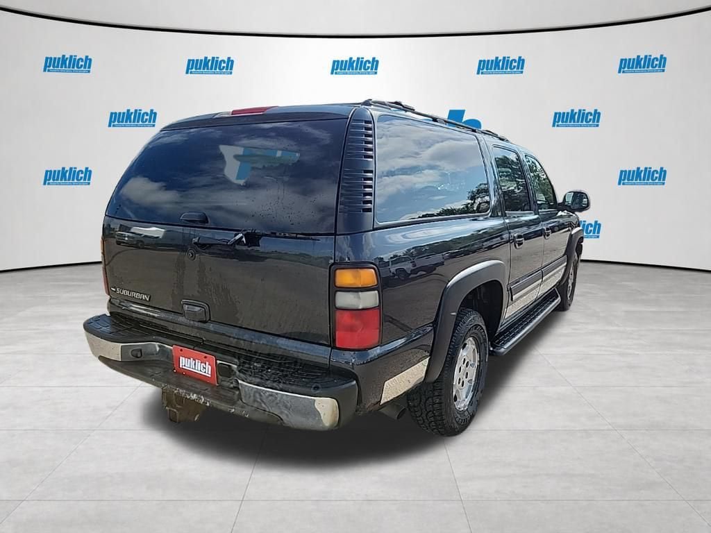 Used 2006 Chevrolet Suburban LT w/ Preferred Equipment Group AWD/4WD image 7