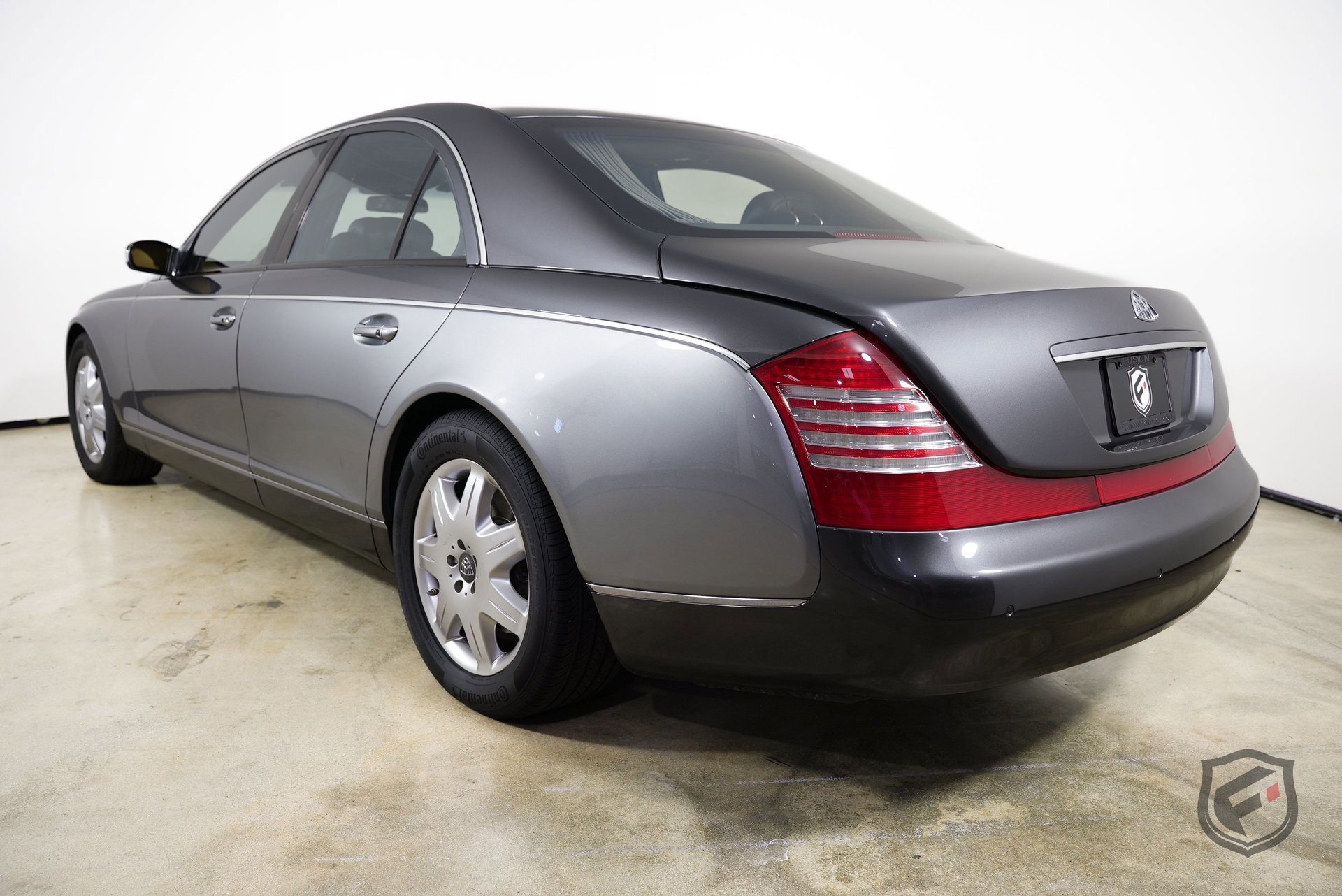 Used 2004 Maybach 57 image 7