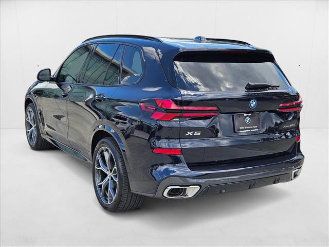 Used 2026 BMW X5 xDrive50e w/ M Sport Package image 7