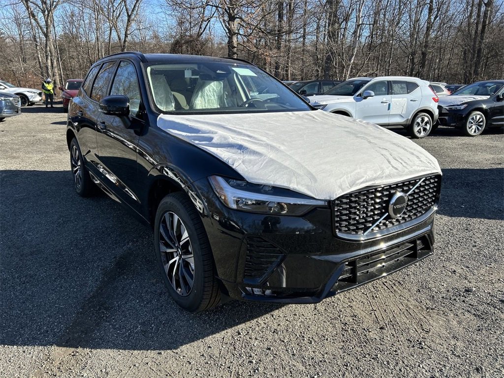 New 2025 Volvo XC60 B5 Core w/ Protection Package Premier image 5
