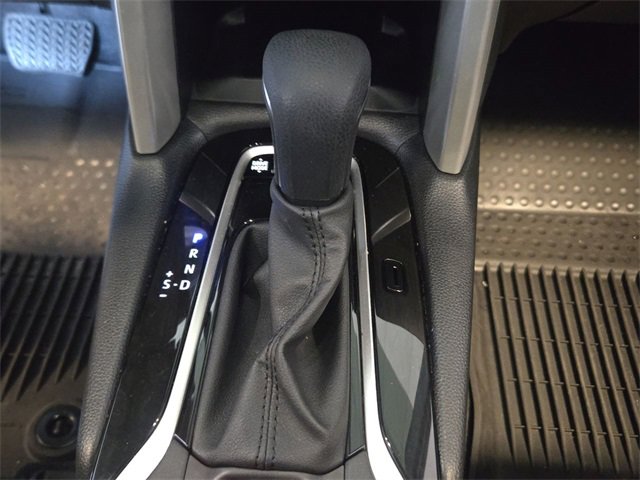 Used 2024 Toyota Corolla Cross SE image 19
