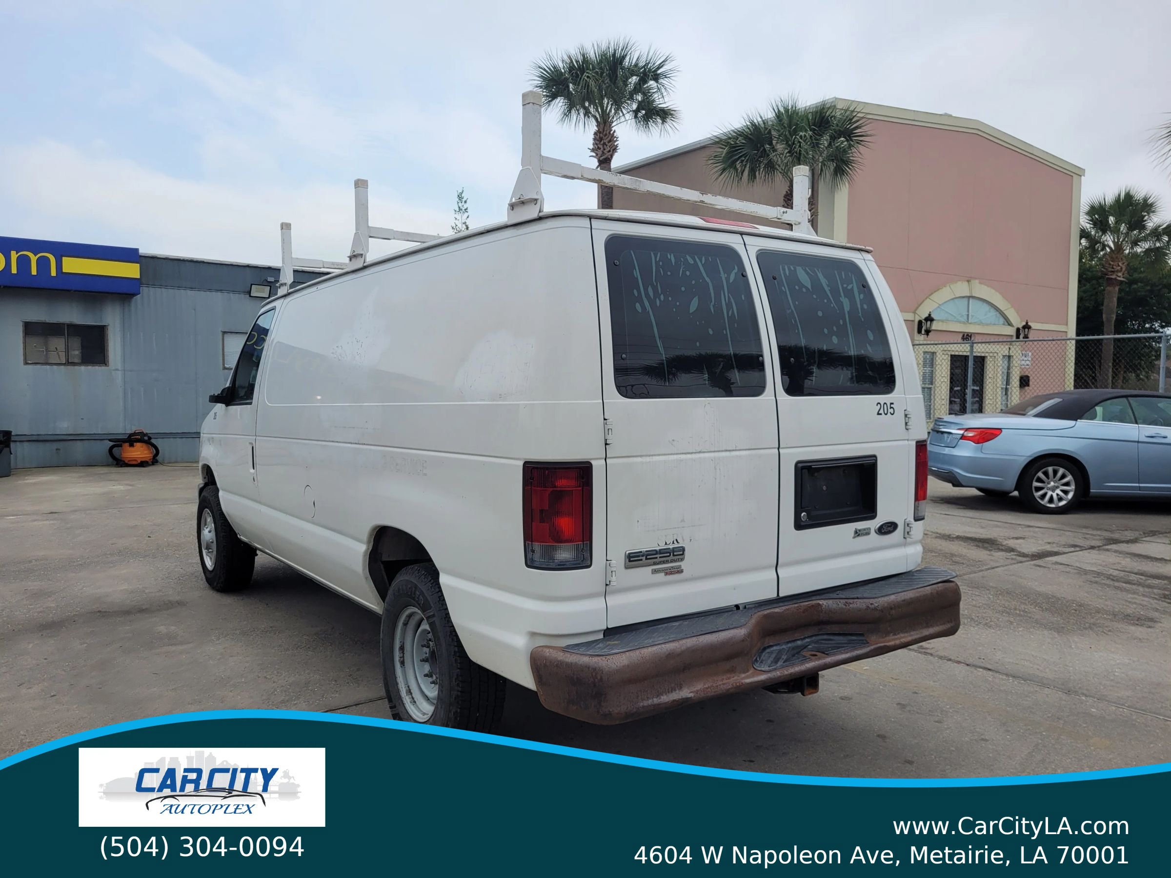 Used 2011 Ford E-250 and Econoline 250 w/ Commercial Cargo Van Pkg RWD image 18