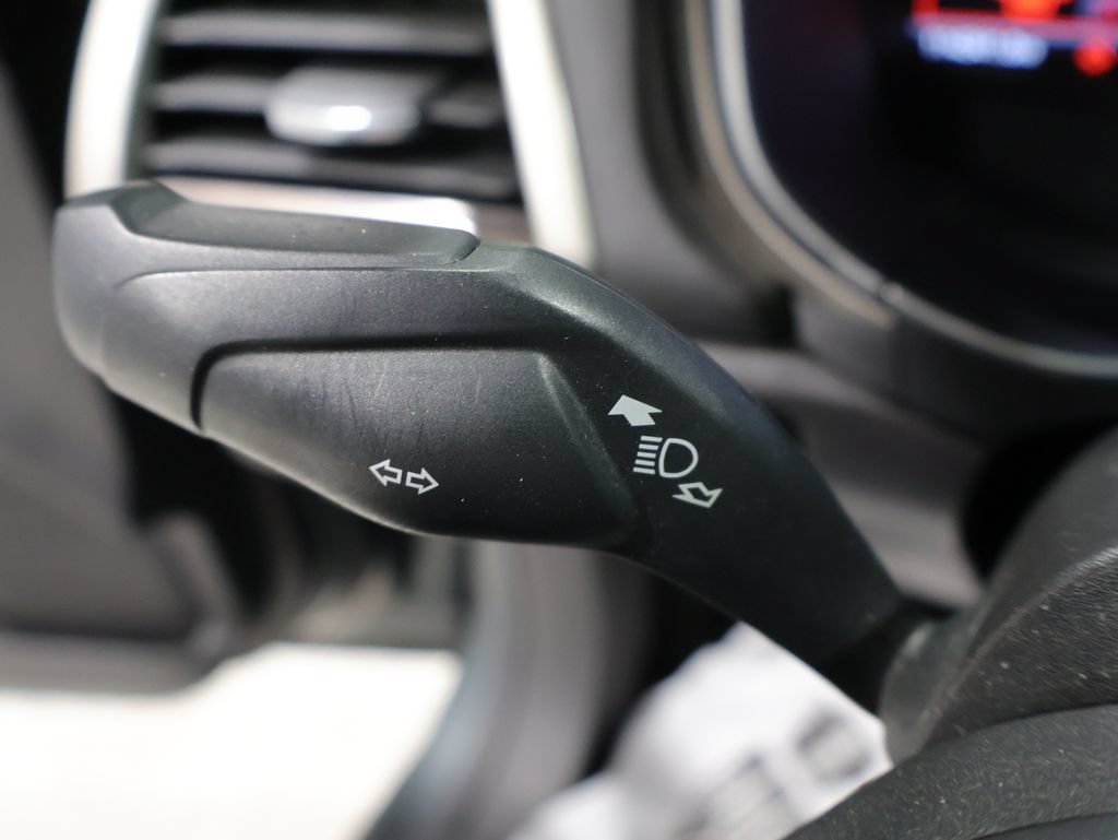 Used 2016 Ford Fusion SE w/ Equipment Group 202A FWD image 38