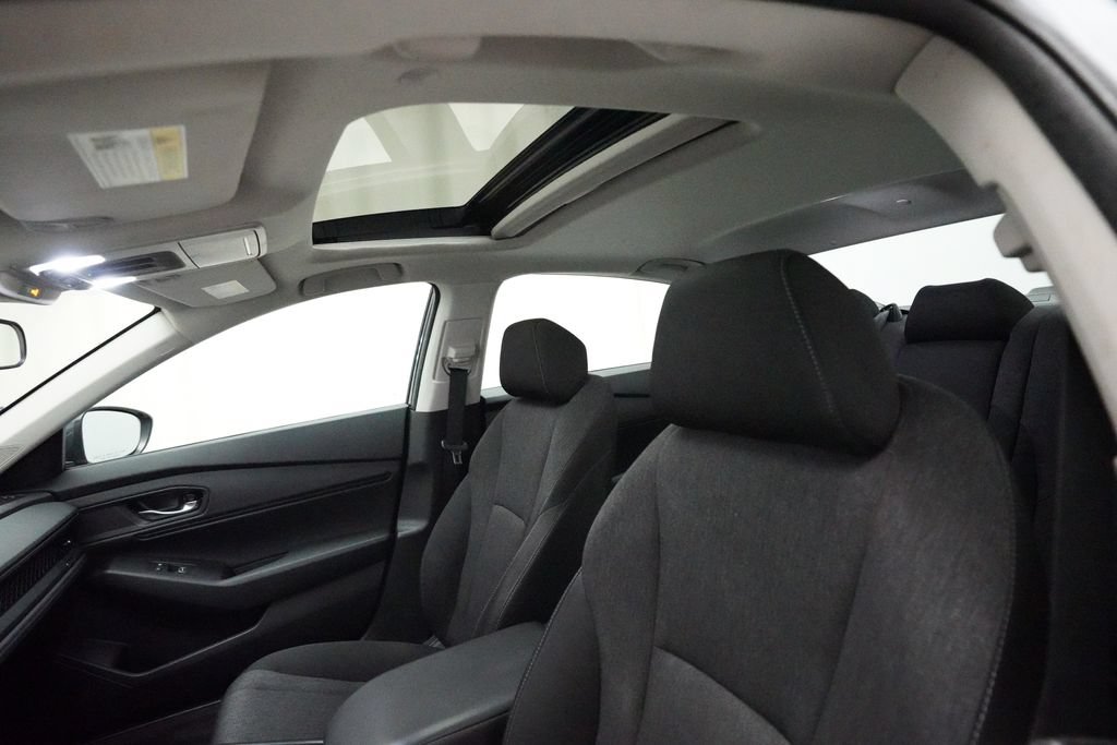 Certified 2023 Honda Accord EX image 31